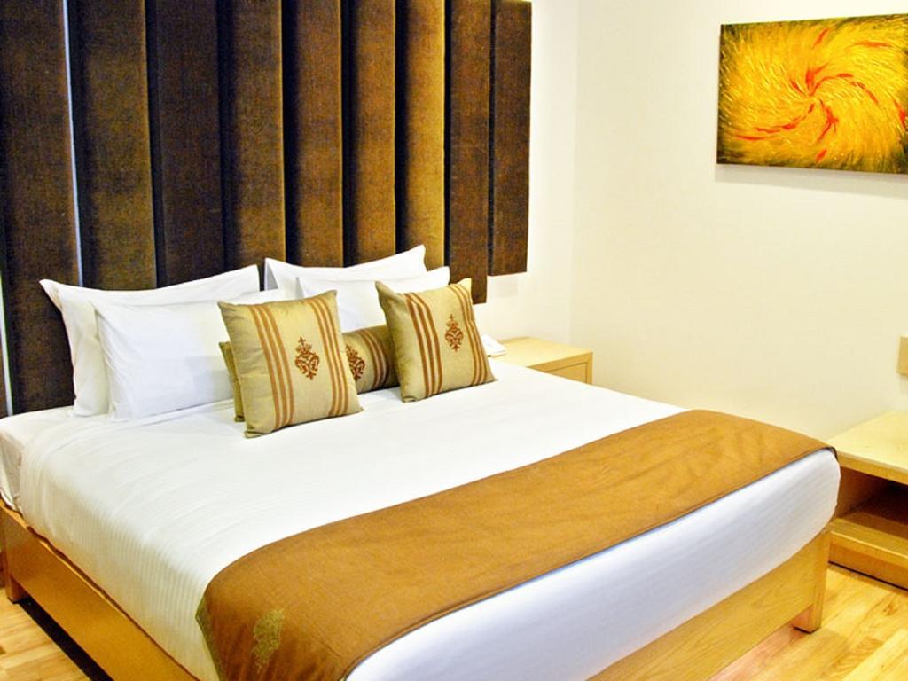Hotel New Walnut Castle Paharganj Екстер'єр фото