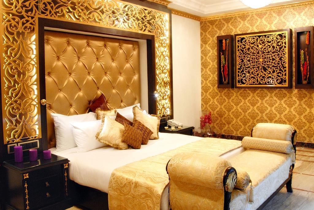 Hotel New Walnut Castle Paharganj Екстер'єр фото